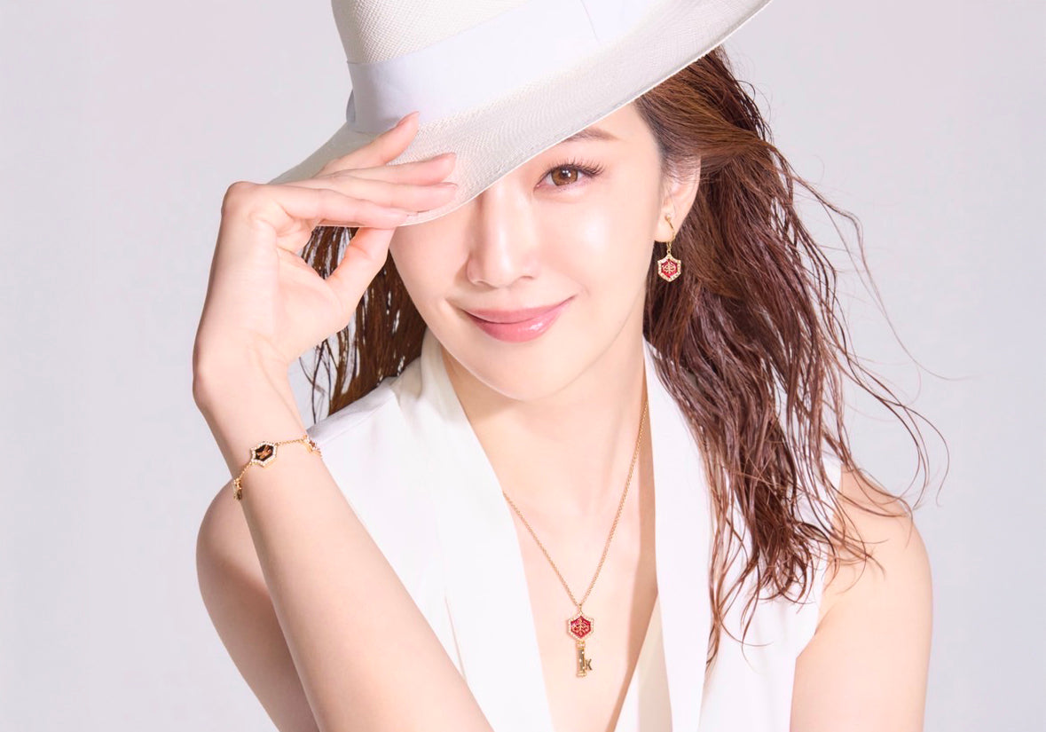 グロッセ+紅ゆずる|「Kurenai Star」「Kurenai Amulet」2025クリスマス・スペシャルコレクション