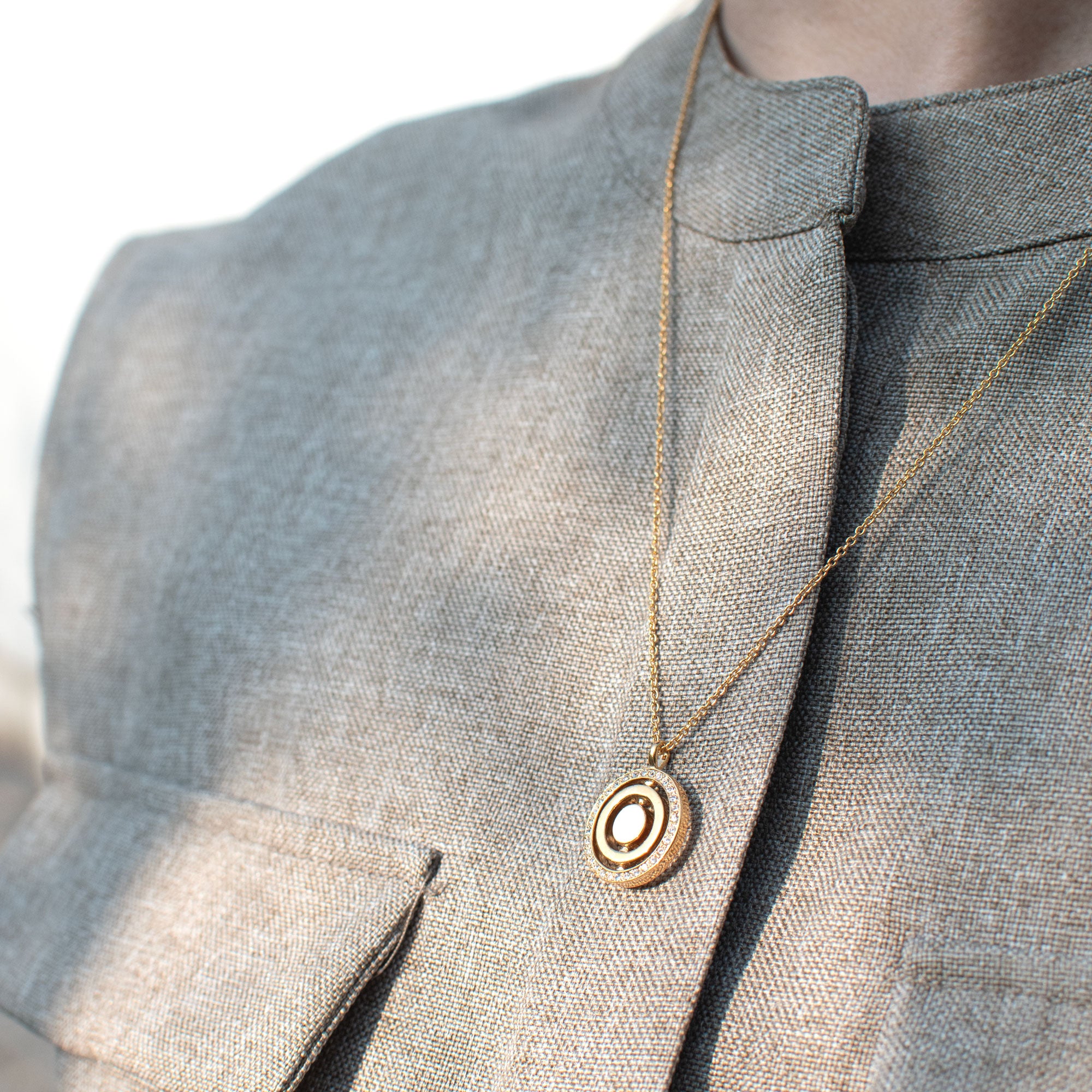 スピナー ネックレス