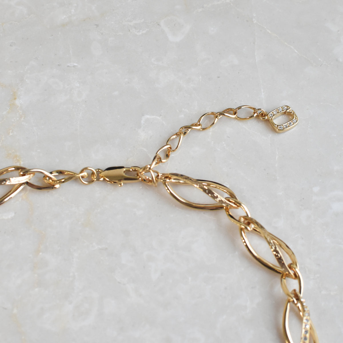 Agile necklace