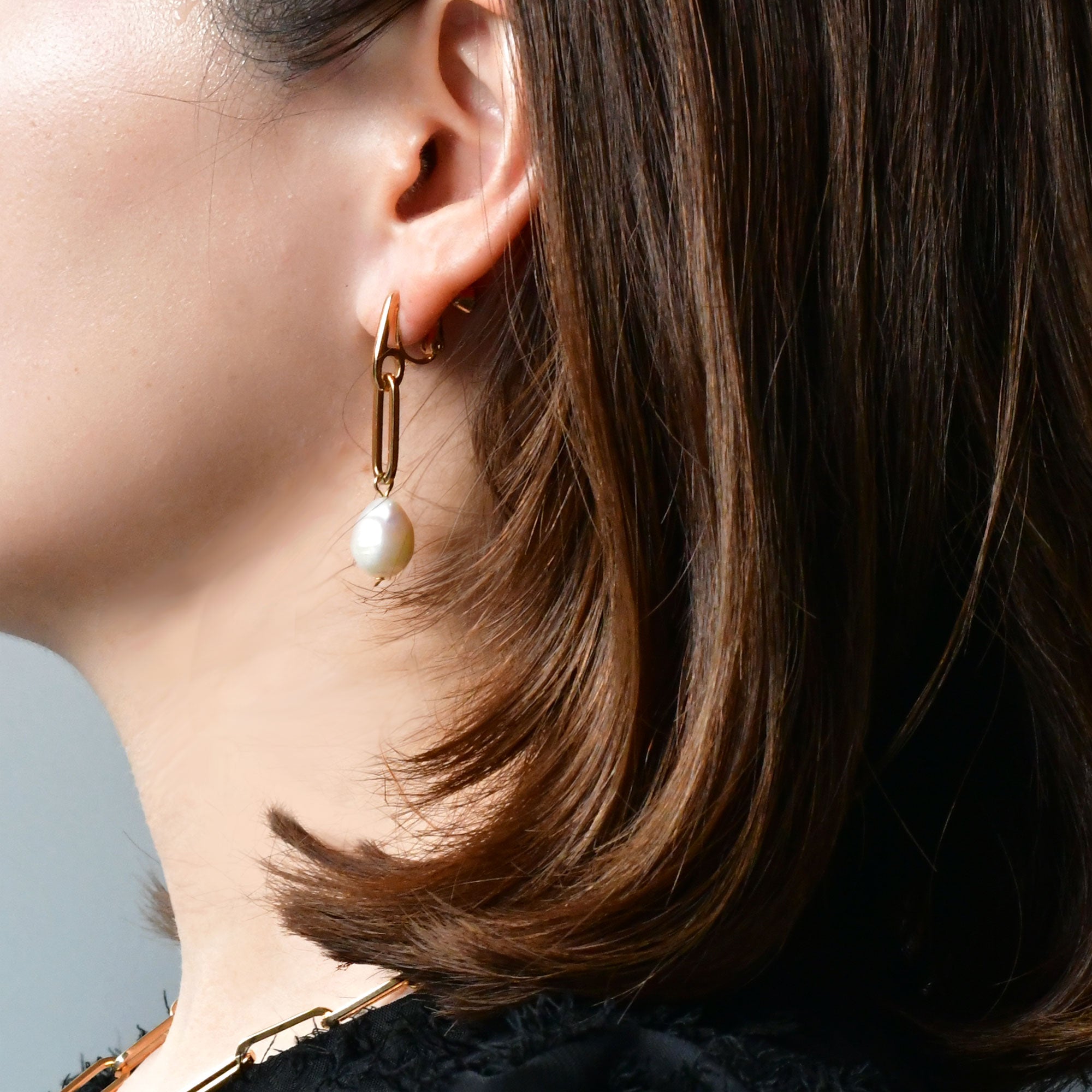 Trésor baroque pearl earrings