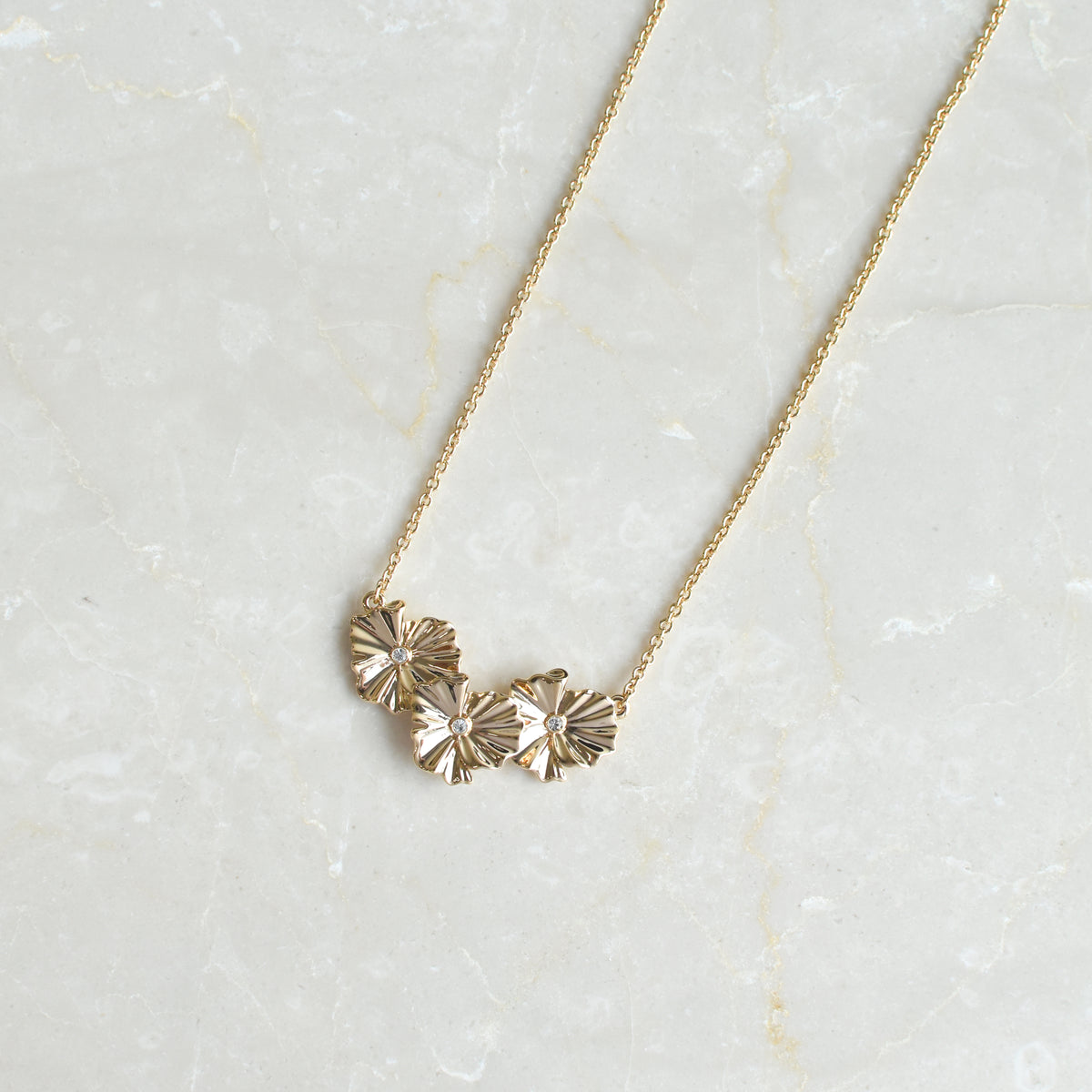 Botanical Flower Short Necklace