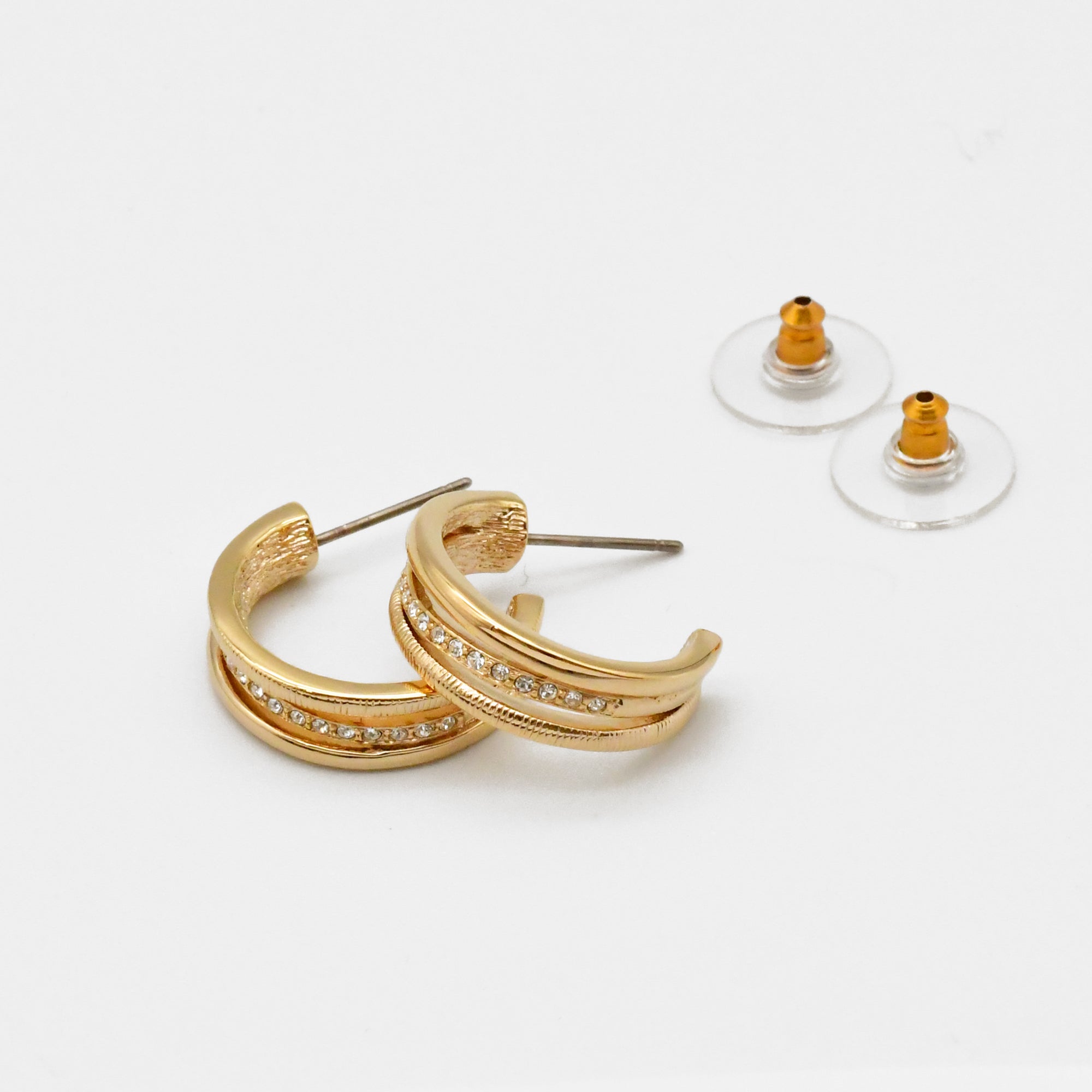 フリーリー ピアス