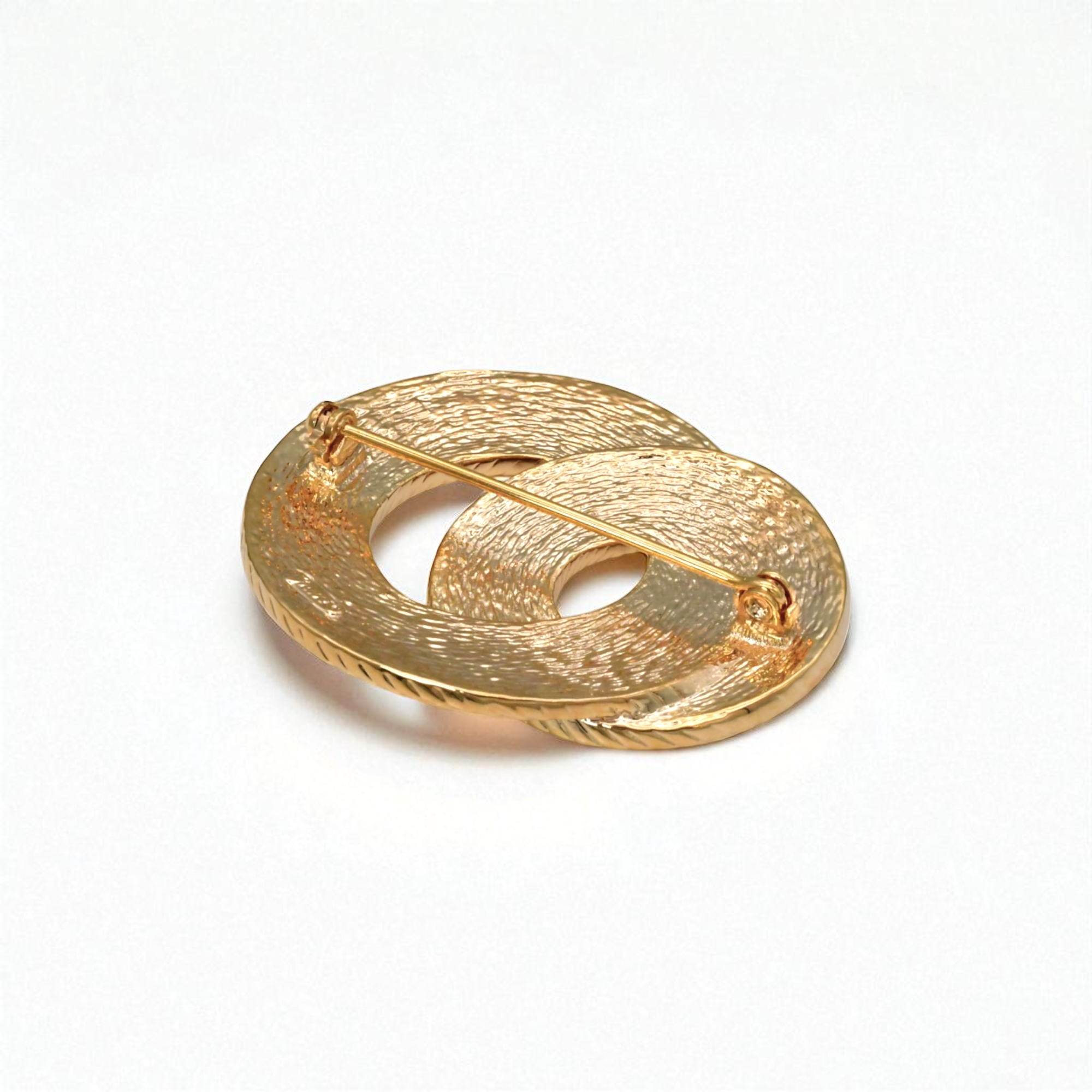 インタートワイン ブローチ