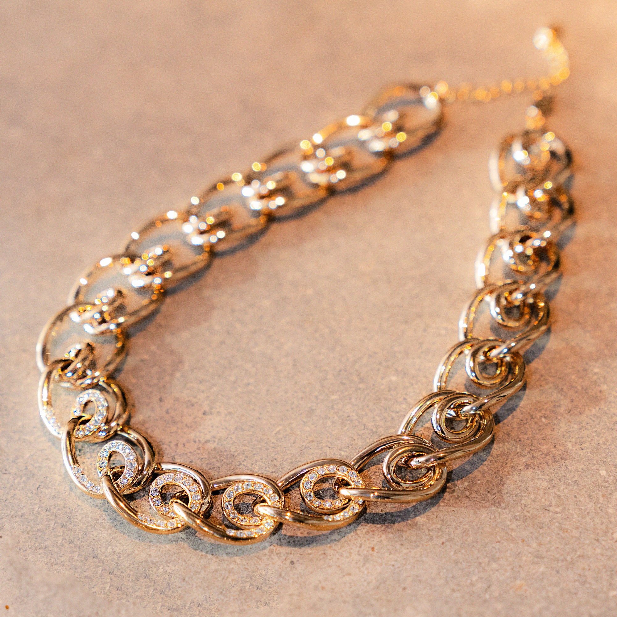 ライジング ネックレス