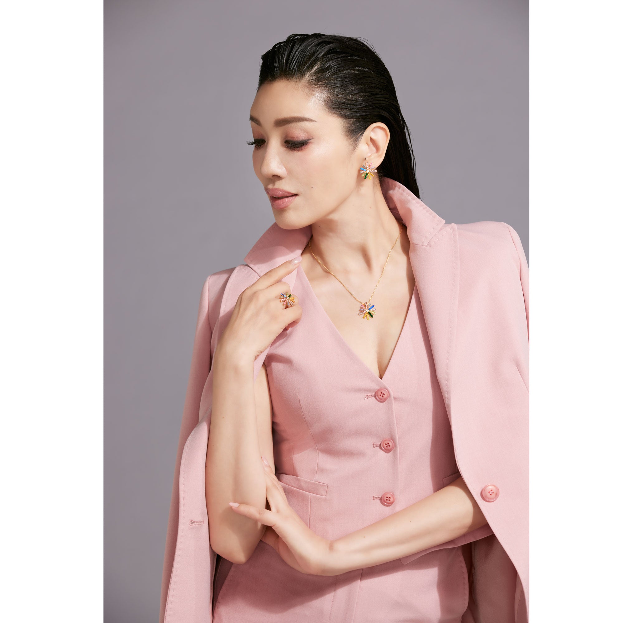 アンミカ レインボー・サン ネックレス