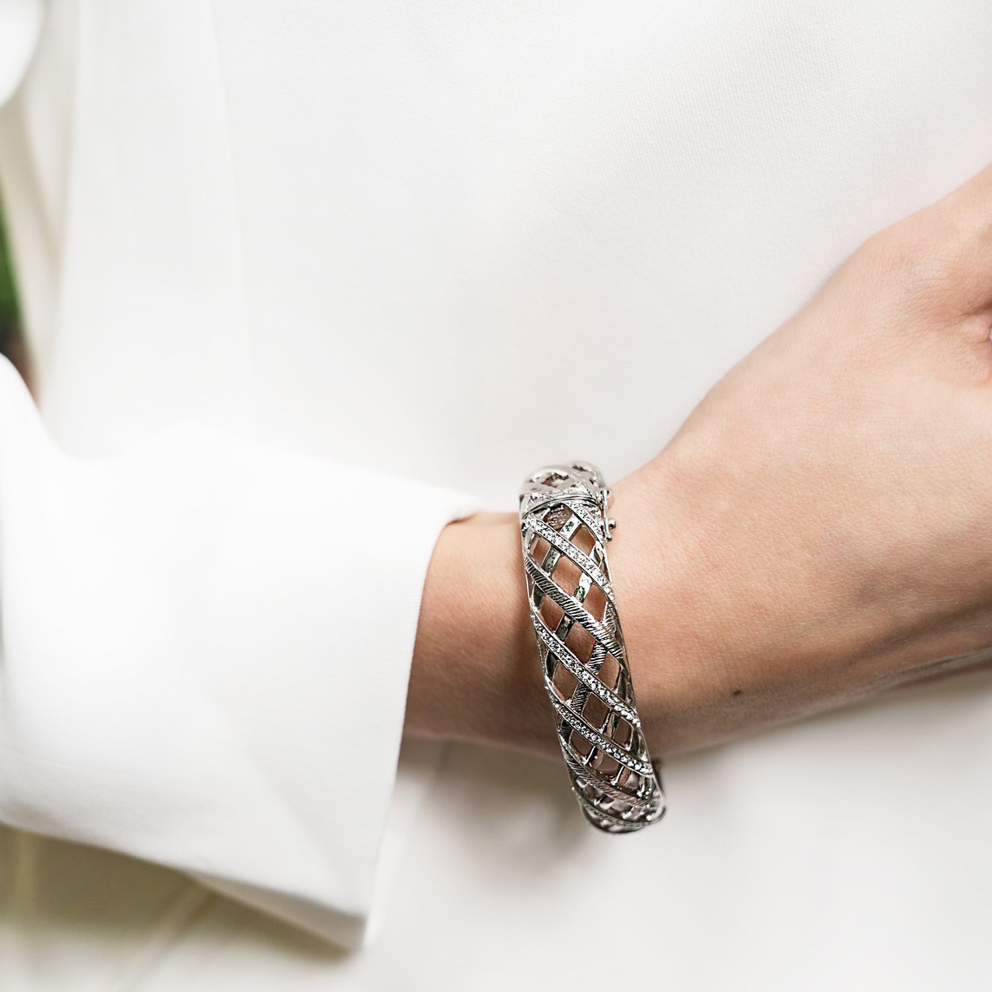 アジール バングル