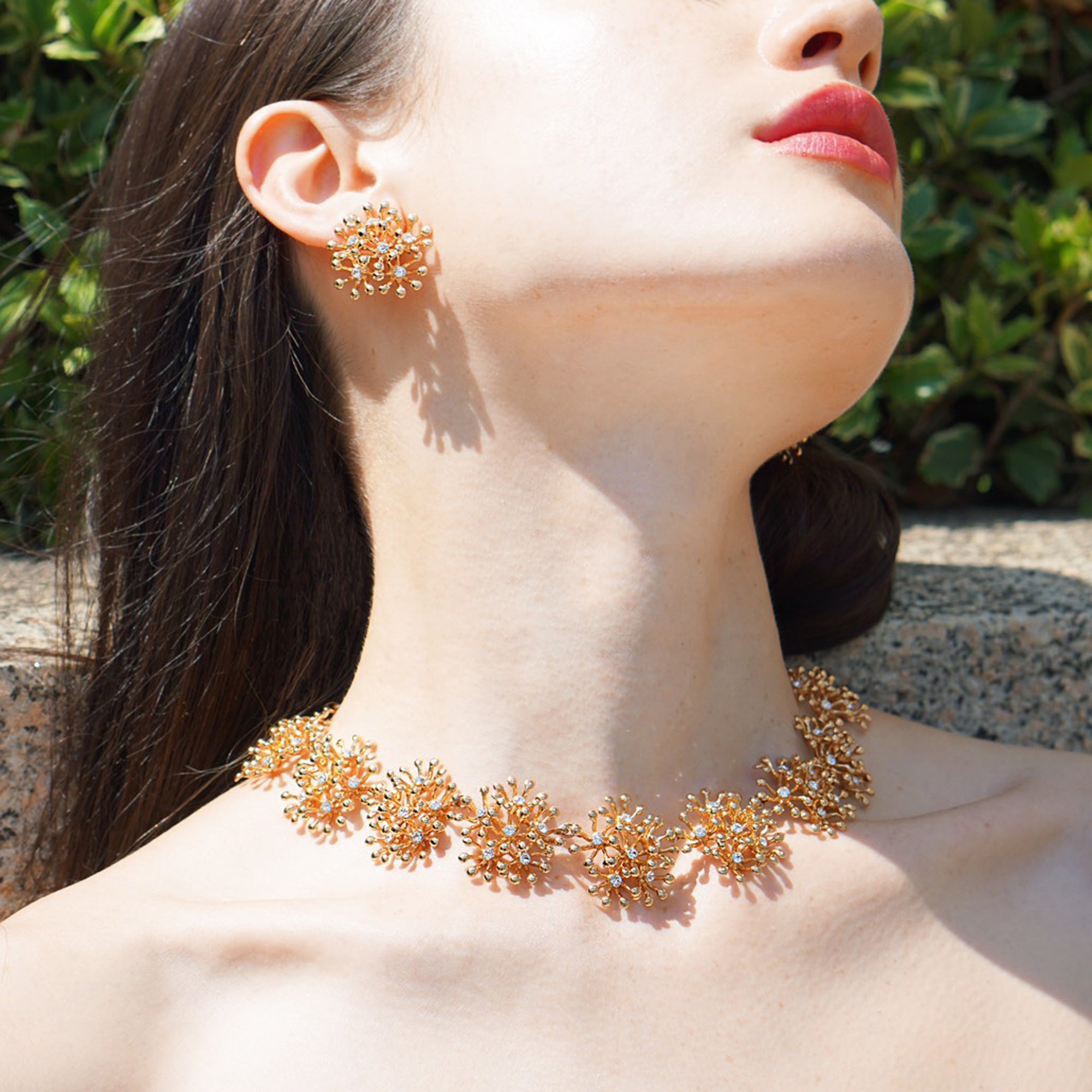 Brillia round earrings