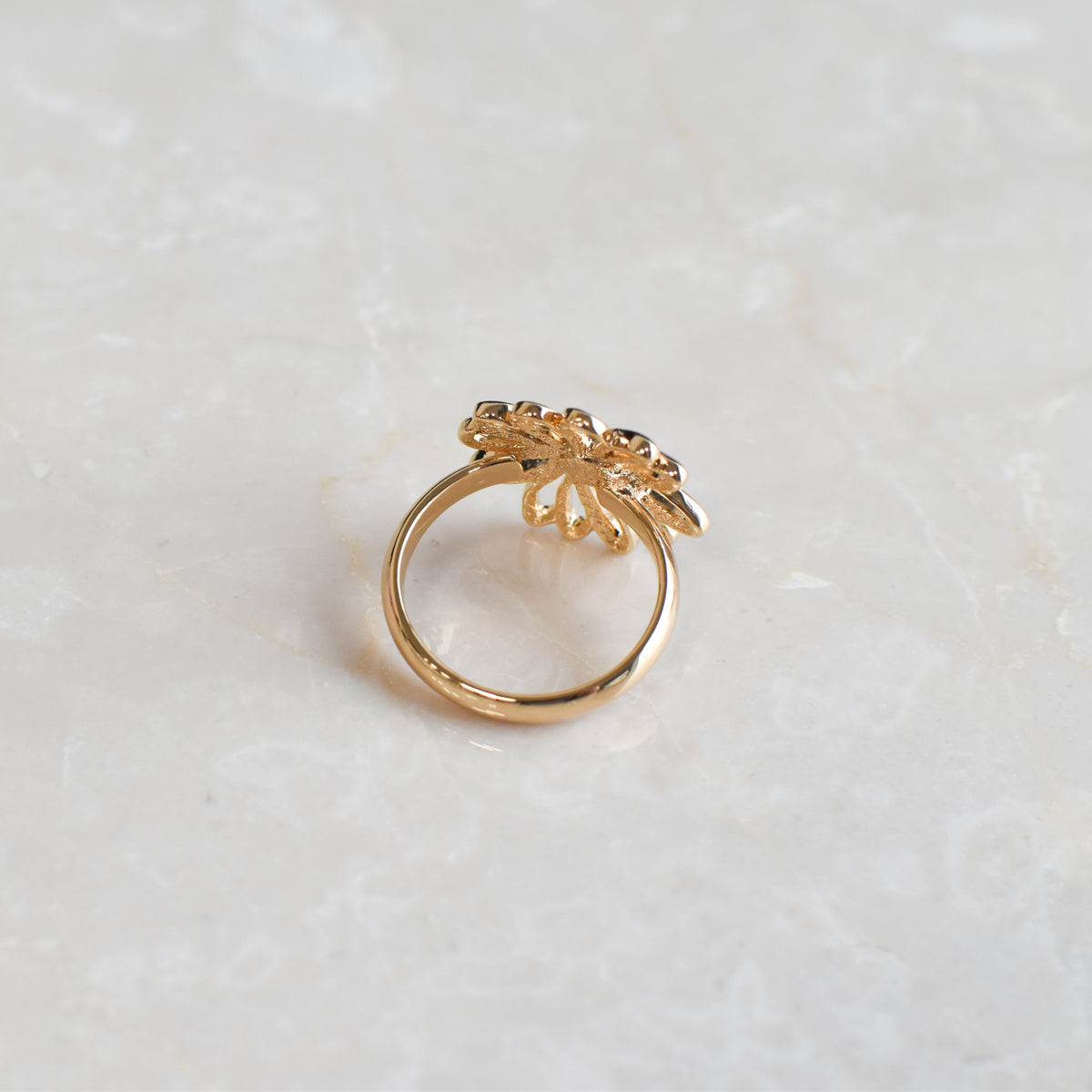 Airy Daisy Ring