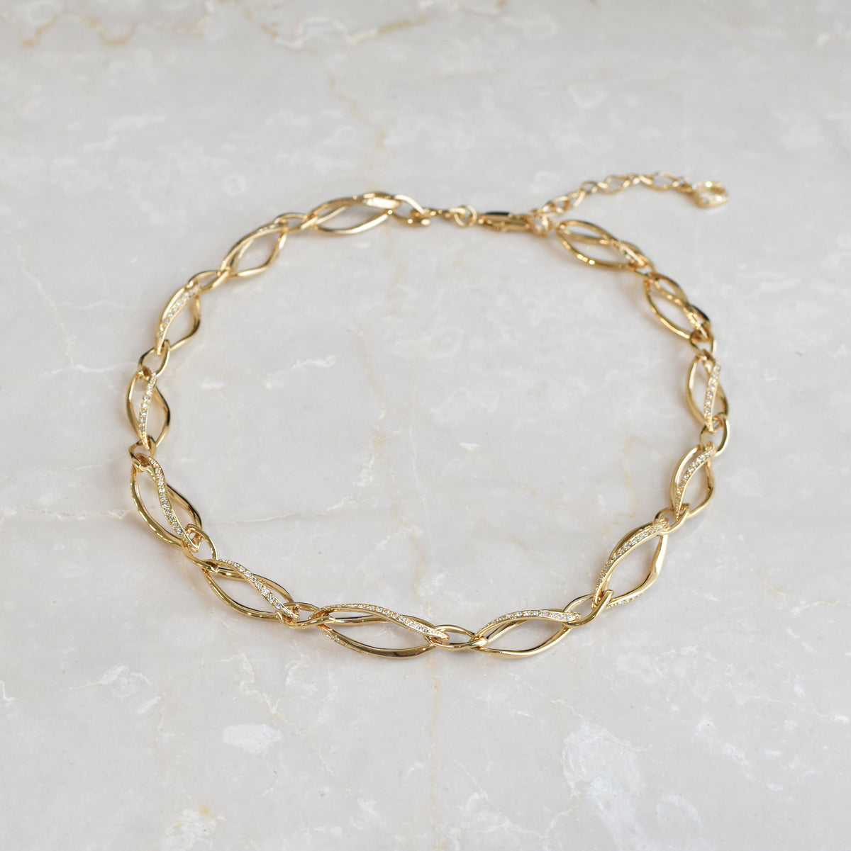 Agile necklace