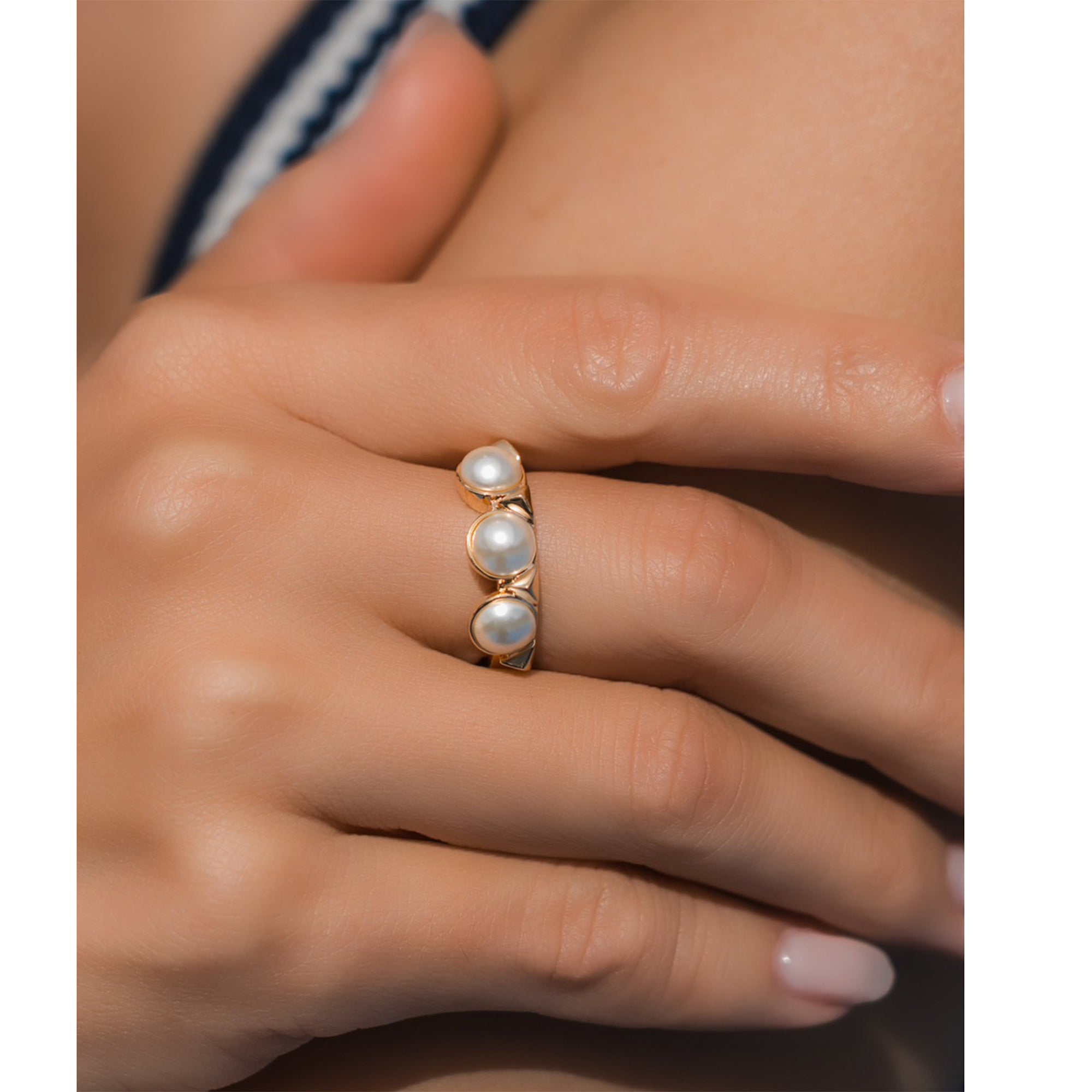 RIYO Pearl Ring