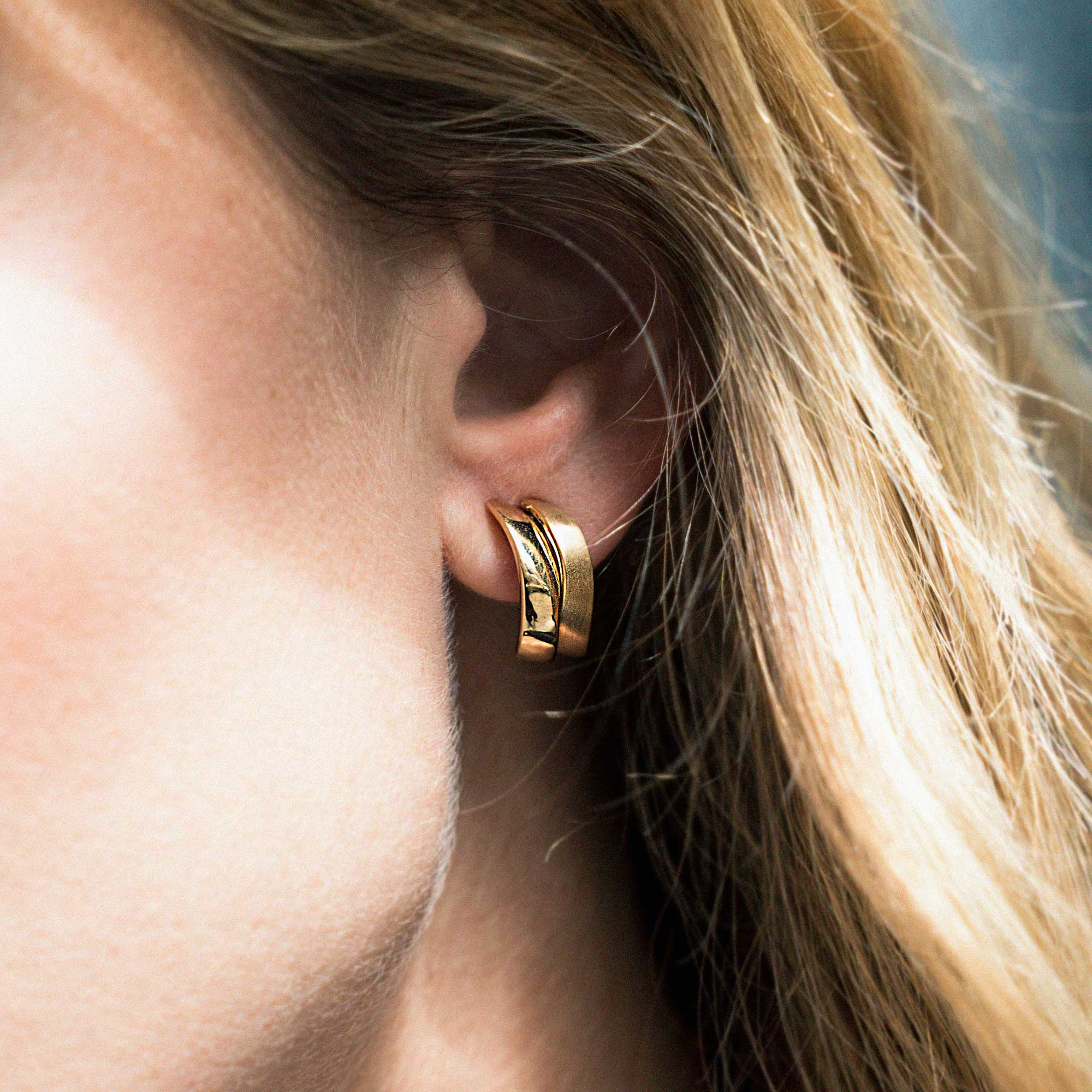 Tresor infinity metal earrings