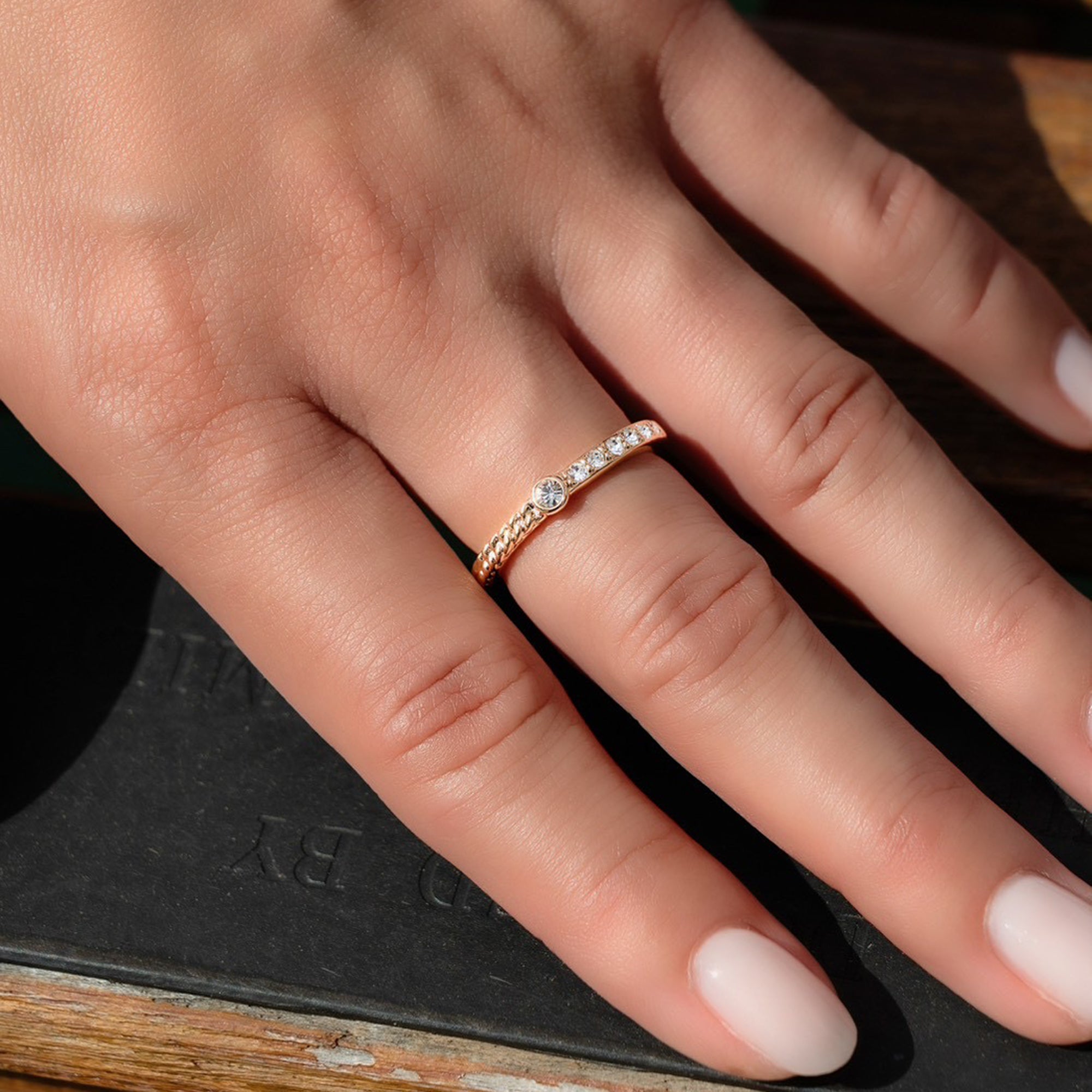 RIYO Crystal Ring