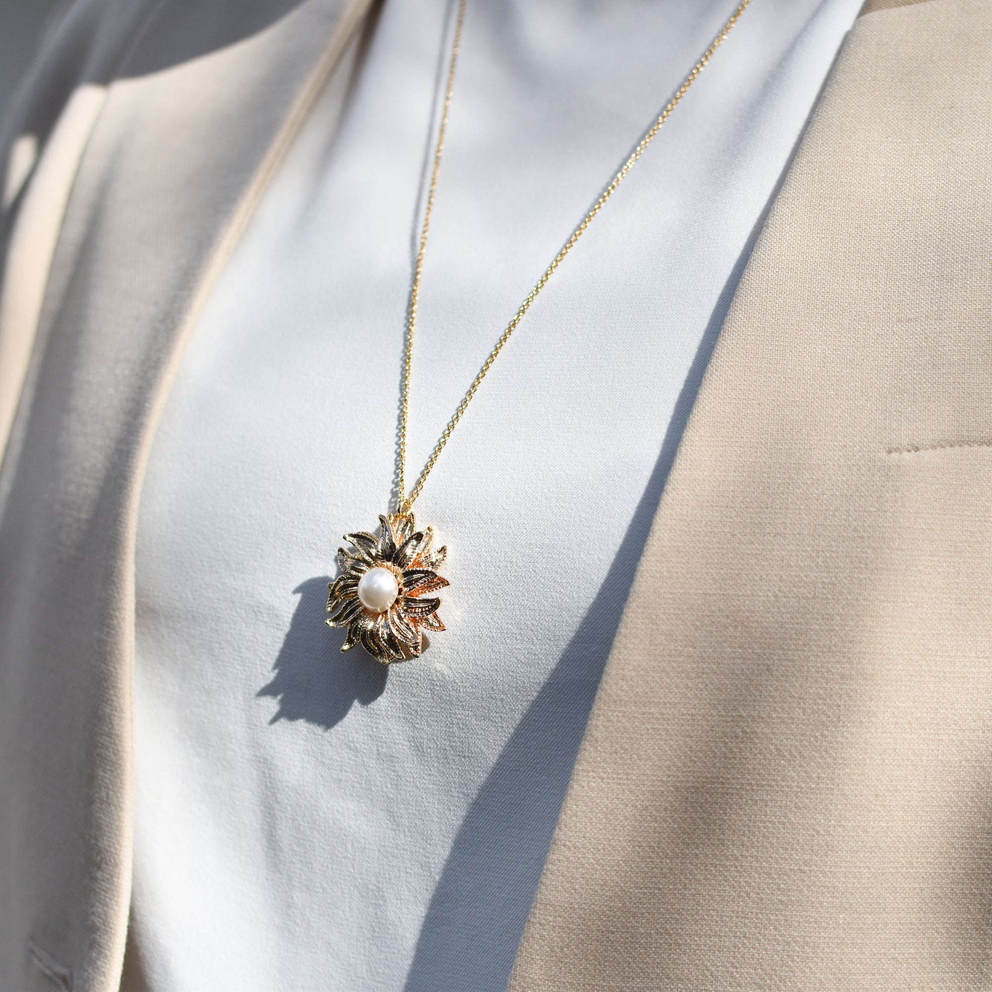 Floral Breeze Long Necklace