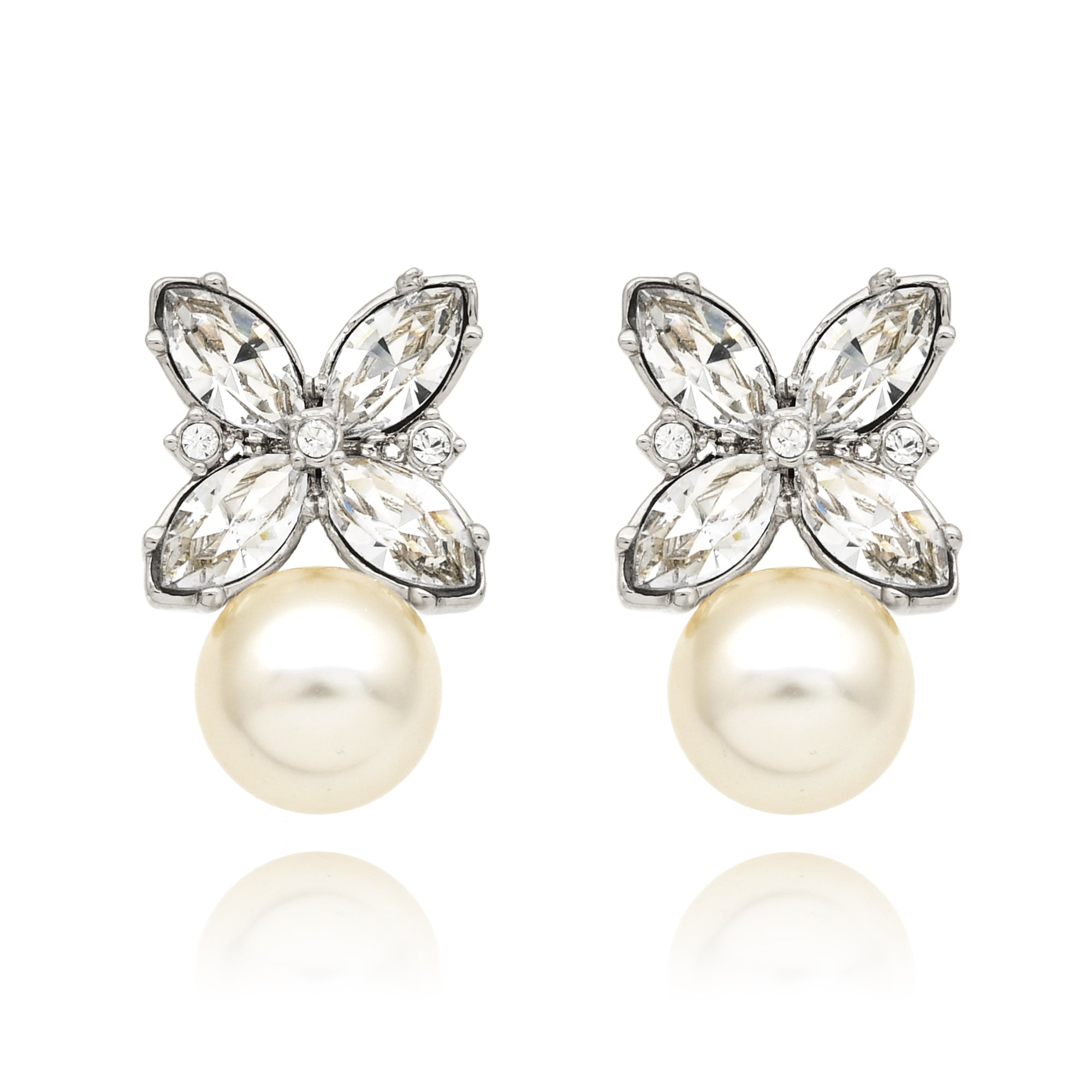 Perlene earrings