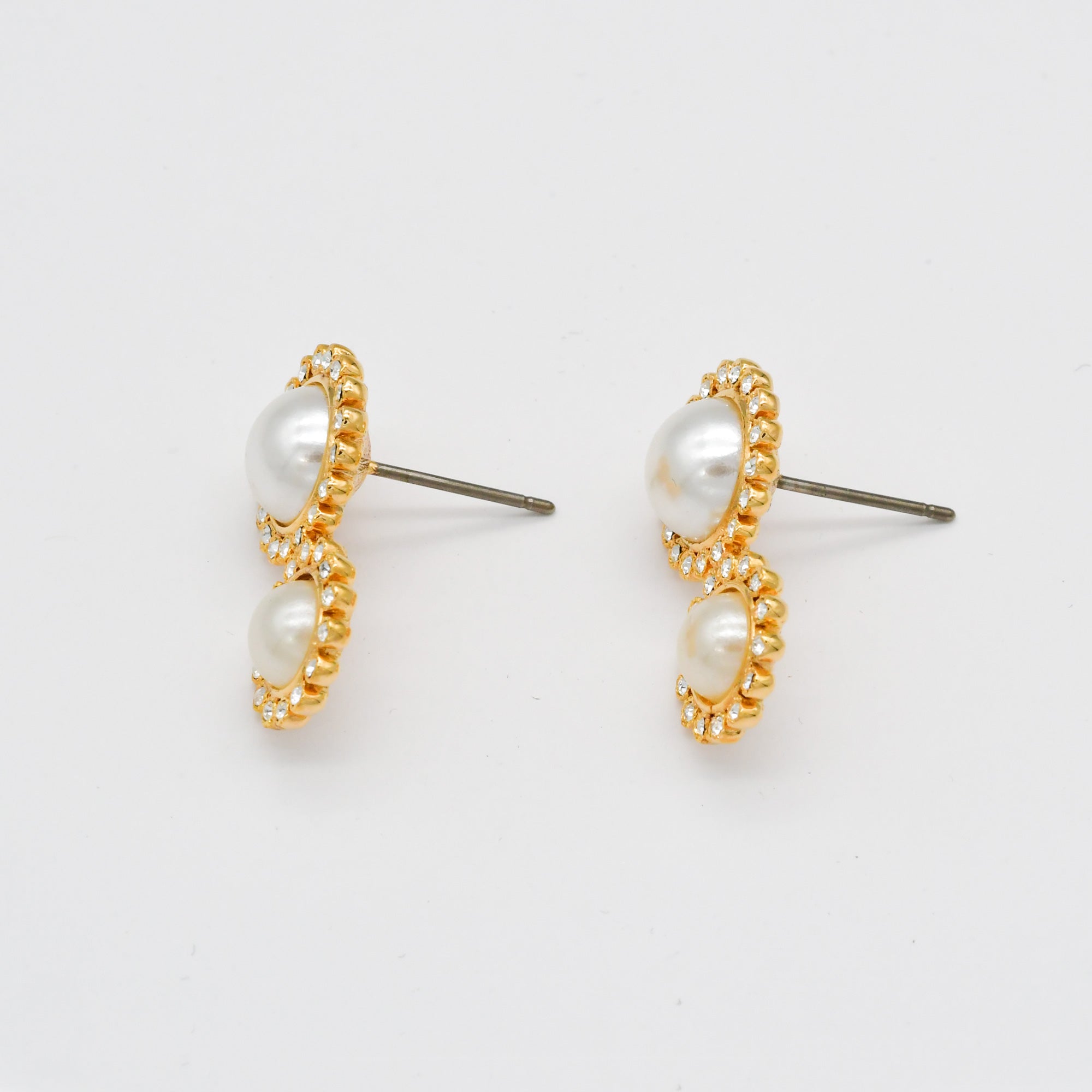 Kurenai  pearl earrings